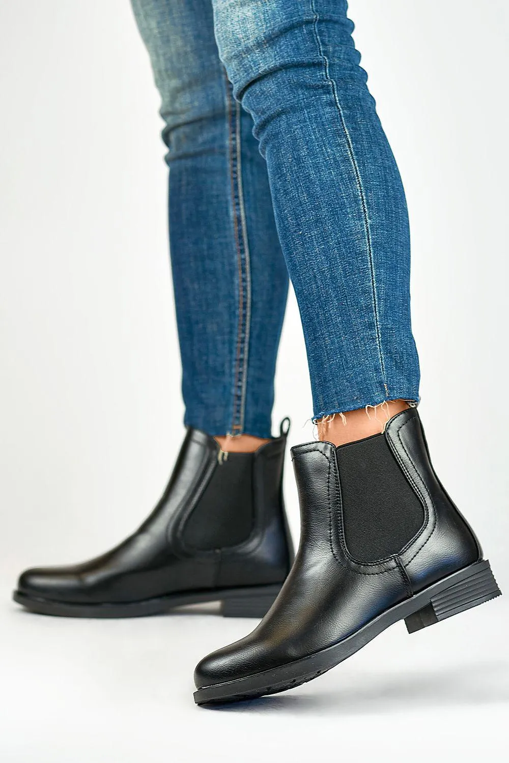 Chic Black PRIMO Women's Jodhpur Slip-On Boots