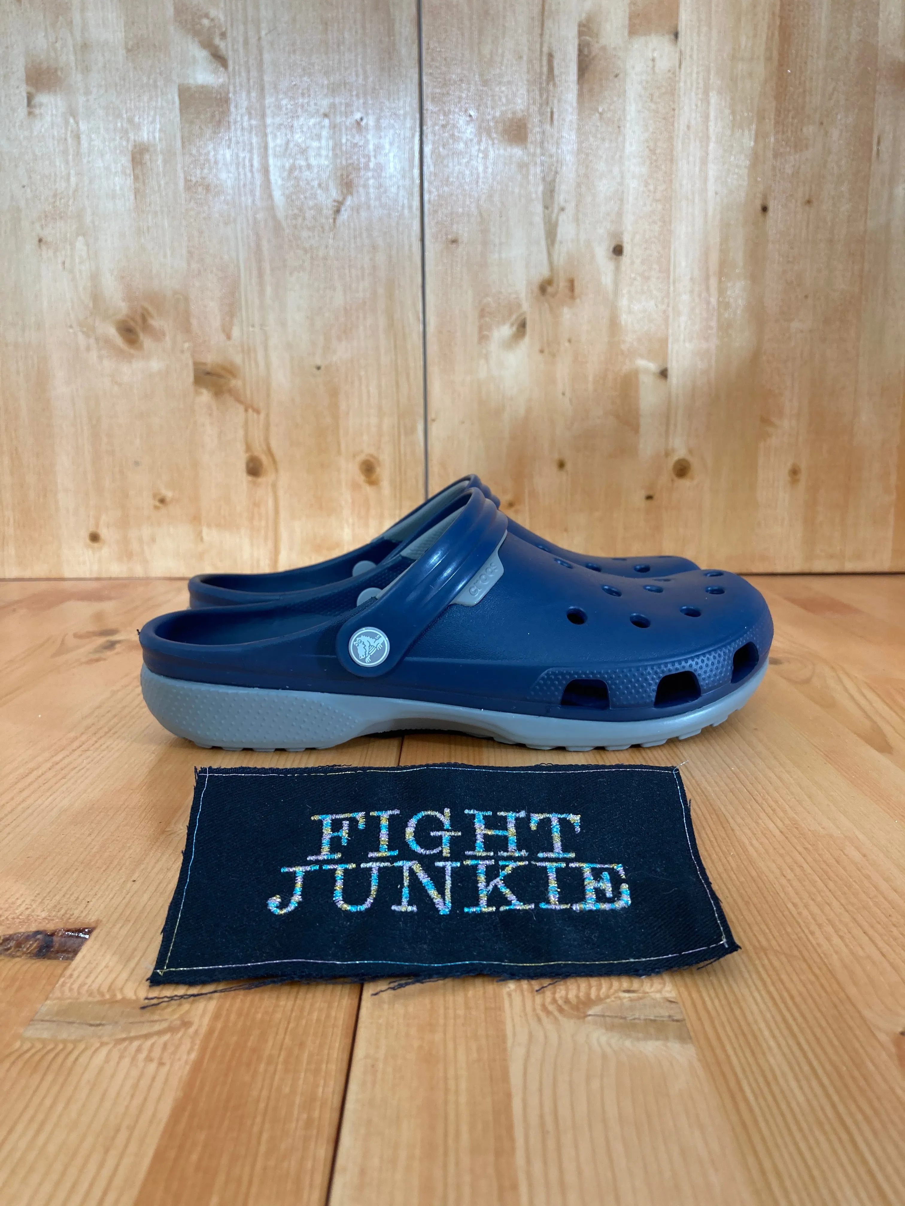 CROCS CLASSIC CLOG WATERPROOF Men Size 9 Slip On Unisex Shoes
