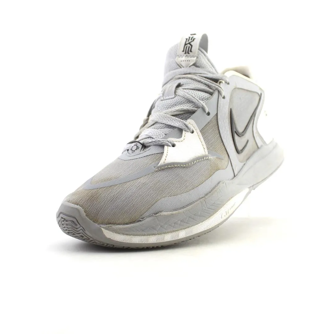 NIKE  KYRIE IRVING LOW 5