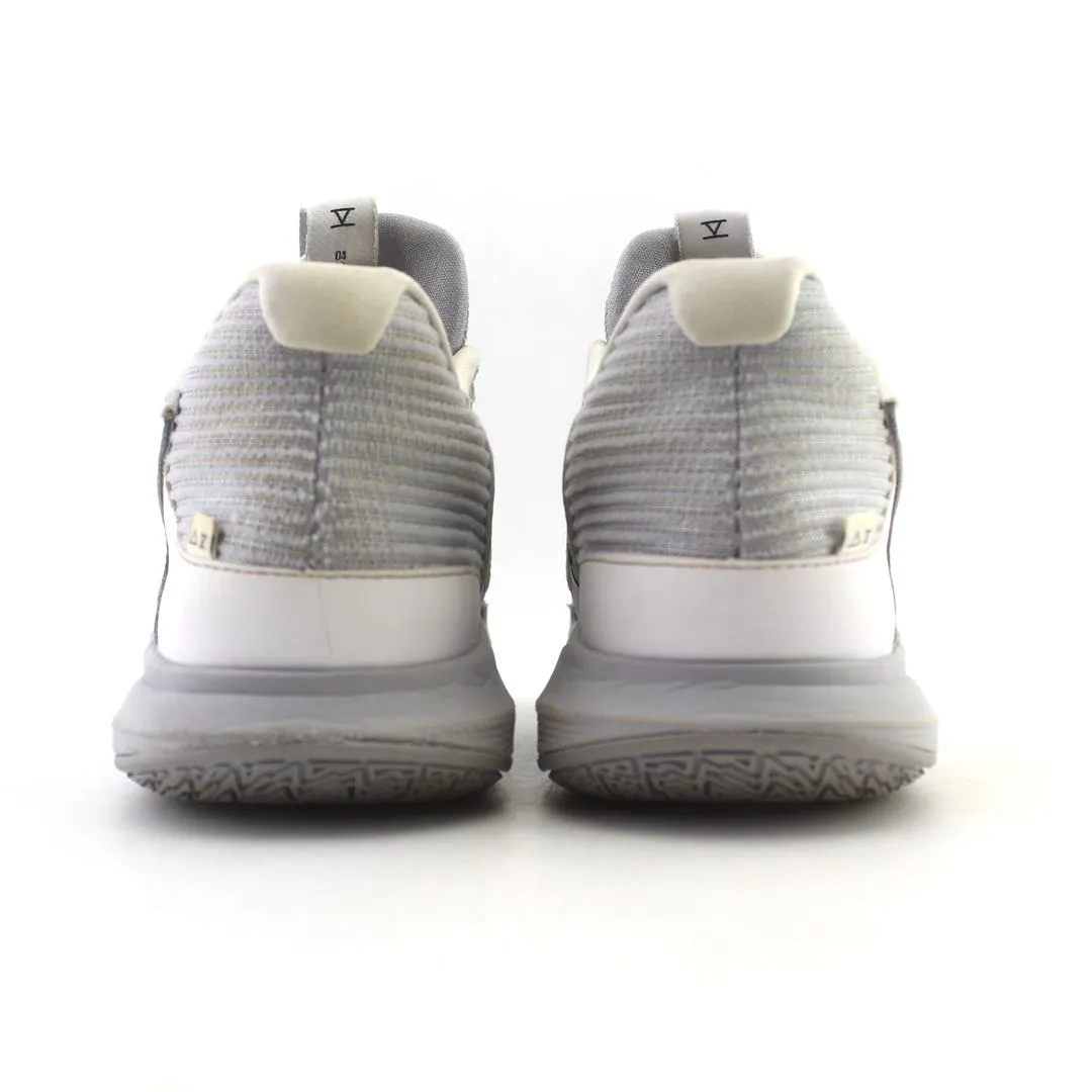 NIKE  KYRIE IRVING LOW 5