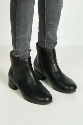 Wila Round Toe Low Block Heel Ankle Boots in Black Matt