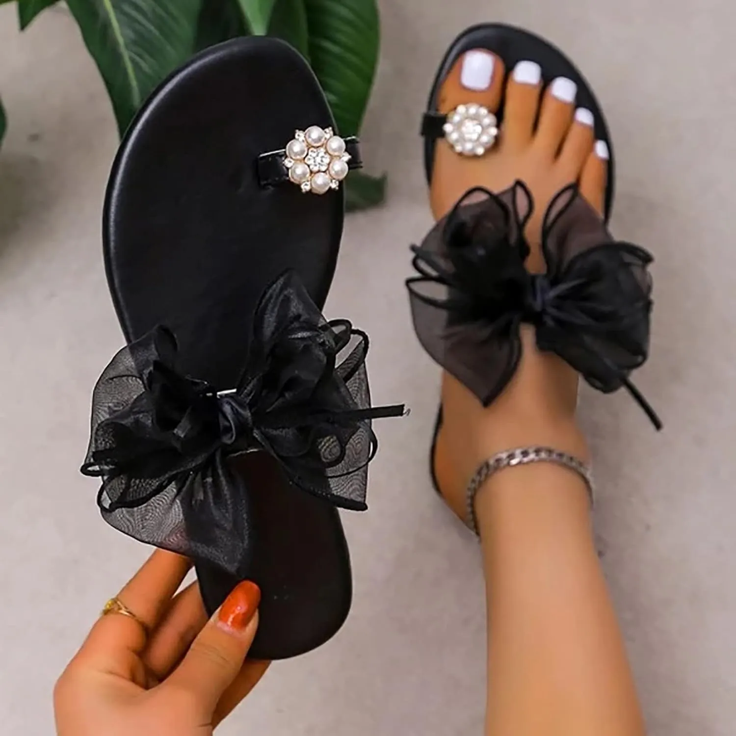 ZBYY Womens Flat Sandals,Summer Bow Tie Beach Sandals for Wedding Party Dress Gladiator Thong Flip Flop Slipper